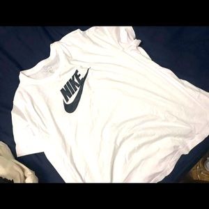 Nike t-shirt